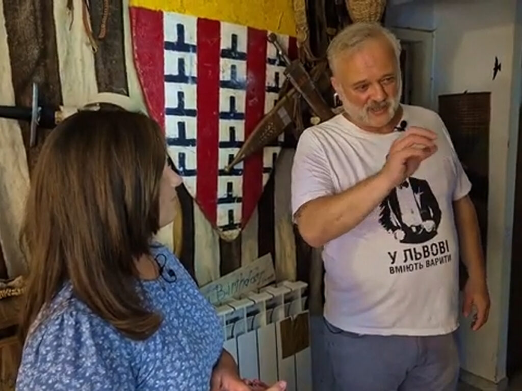 Відео: UDM Ізраїль. Історія волонтера, коваля та історика ізраїльтянина Геннадія Ніжника, який народився у Львові