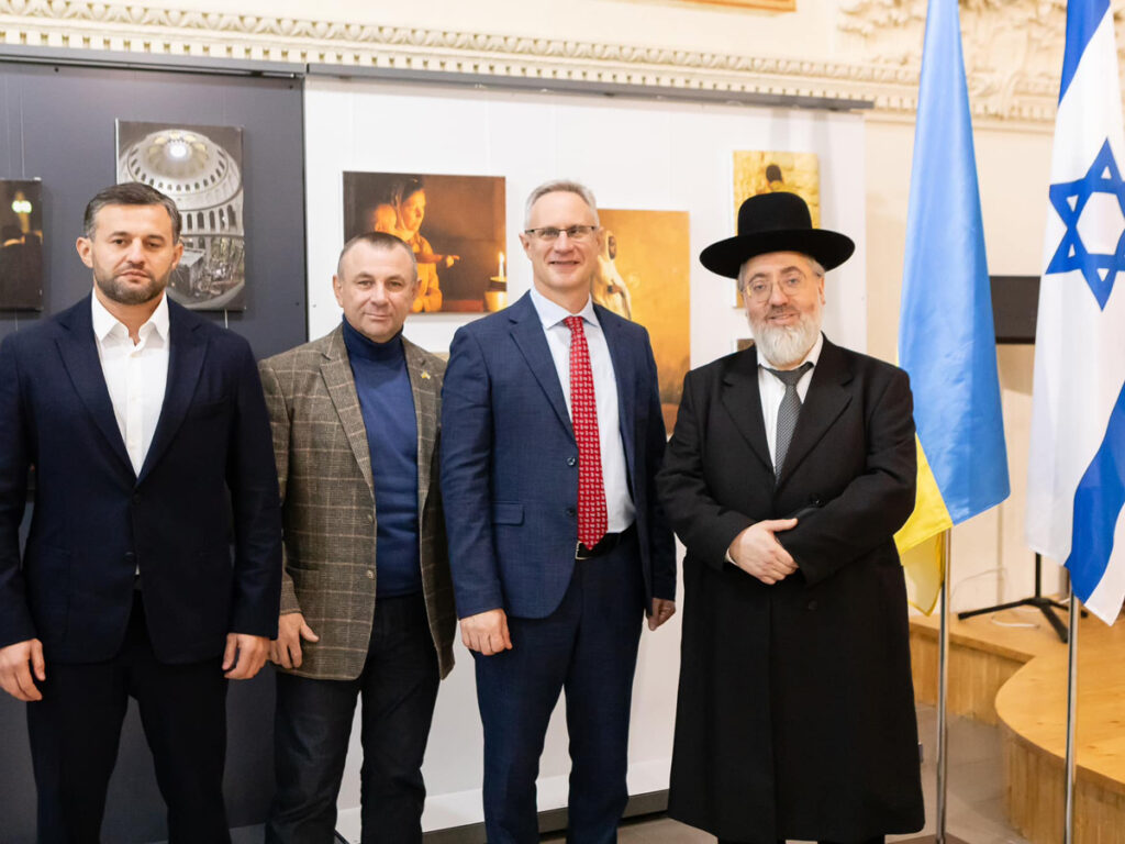 У Львівському музеї історії та релігії (Україна) відкрилася виставка «Єрусалим — не просто місто» талановитого ізраїльського фоторгафа Дмитра Брікмана