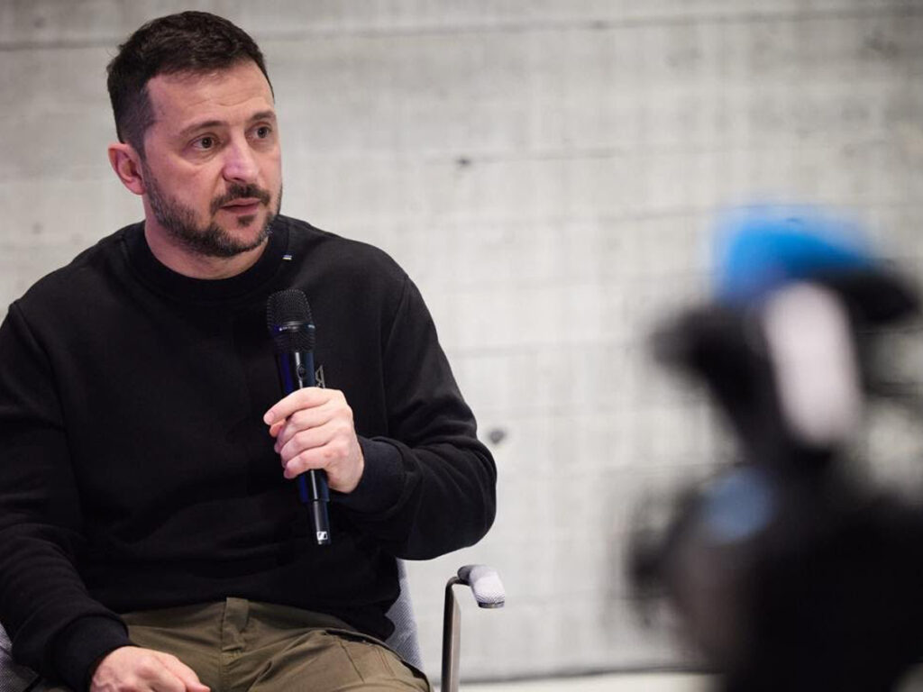 Зеленський закликав українців, які перебувають за кордоном, «повертатися і допомагати» — Демографічна ситуація в Україні та прогнози