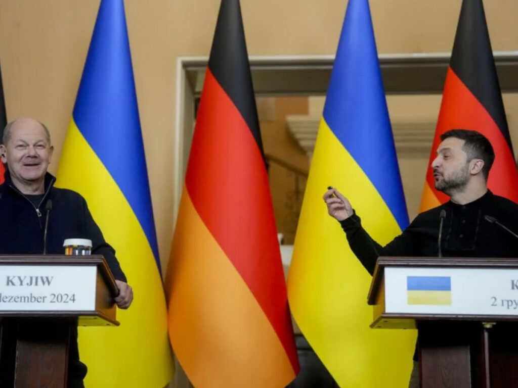 «На що має піти Росія? Бажано на три літери» – Зеленський (відео)