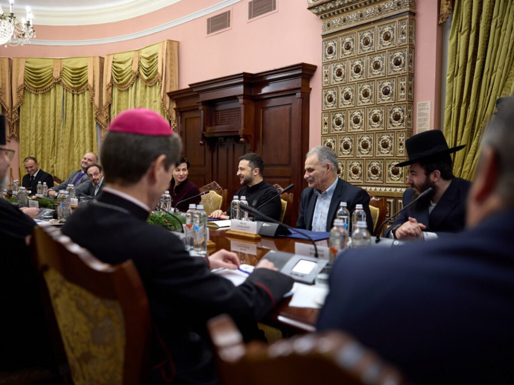 Напередодні Хануки та Різдва Президент України зустрівся з представниками Всеукраїнської ради церков та релігійних організацій